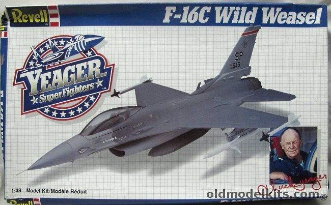 Revell 1/48 F-16C Fighting Falcon - Chuck Yeager SuperFighters Issue, 4538 plastic model kit